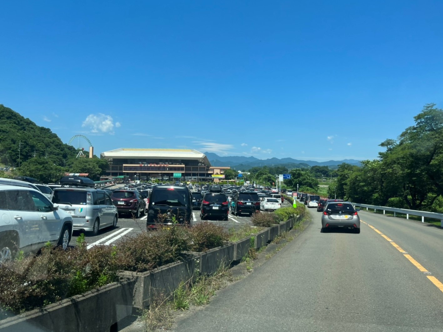 東京サマーランドの第1駐車場