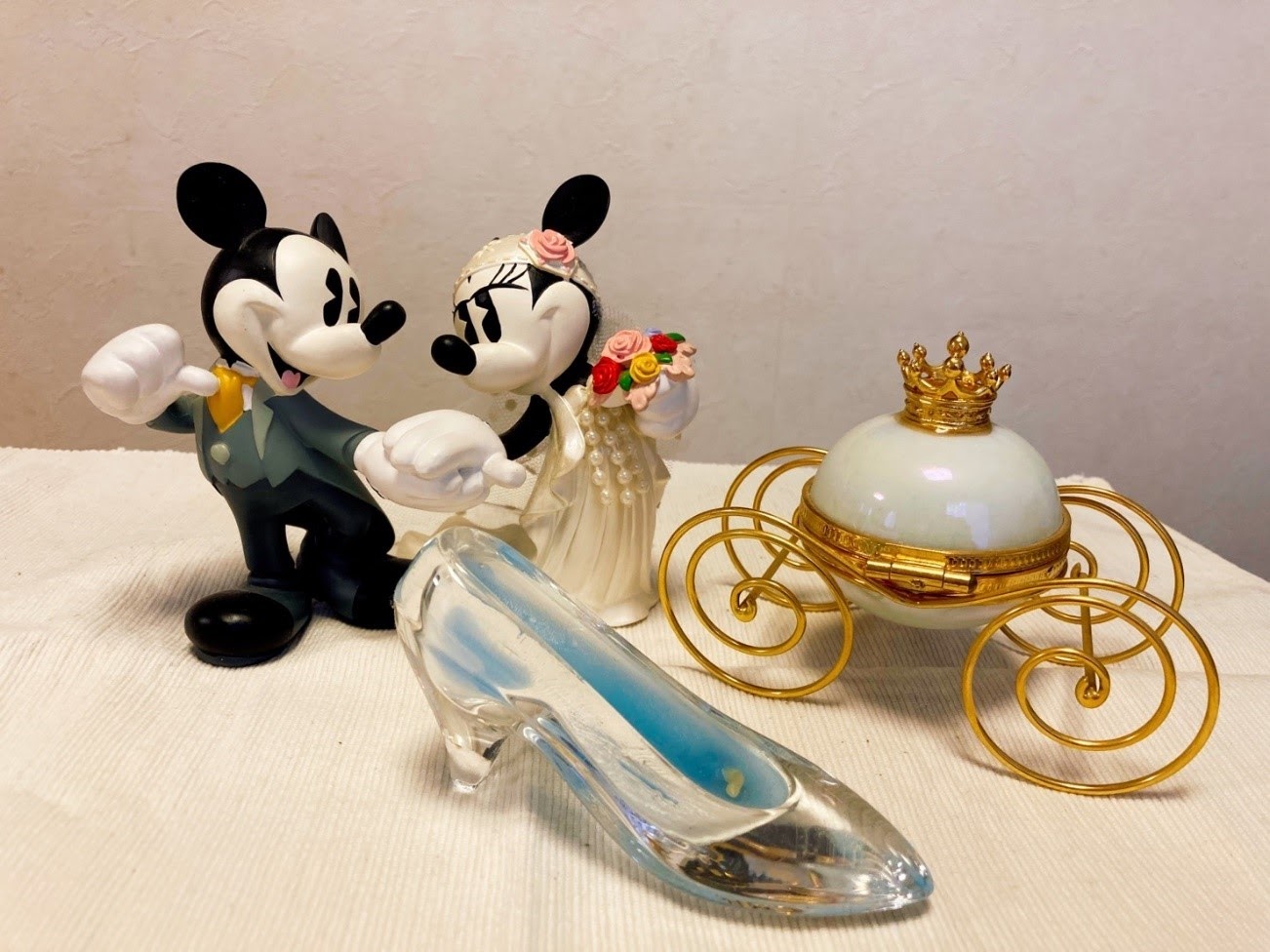 ディズニーホテルの中で結婚式ができるホテルは？