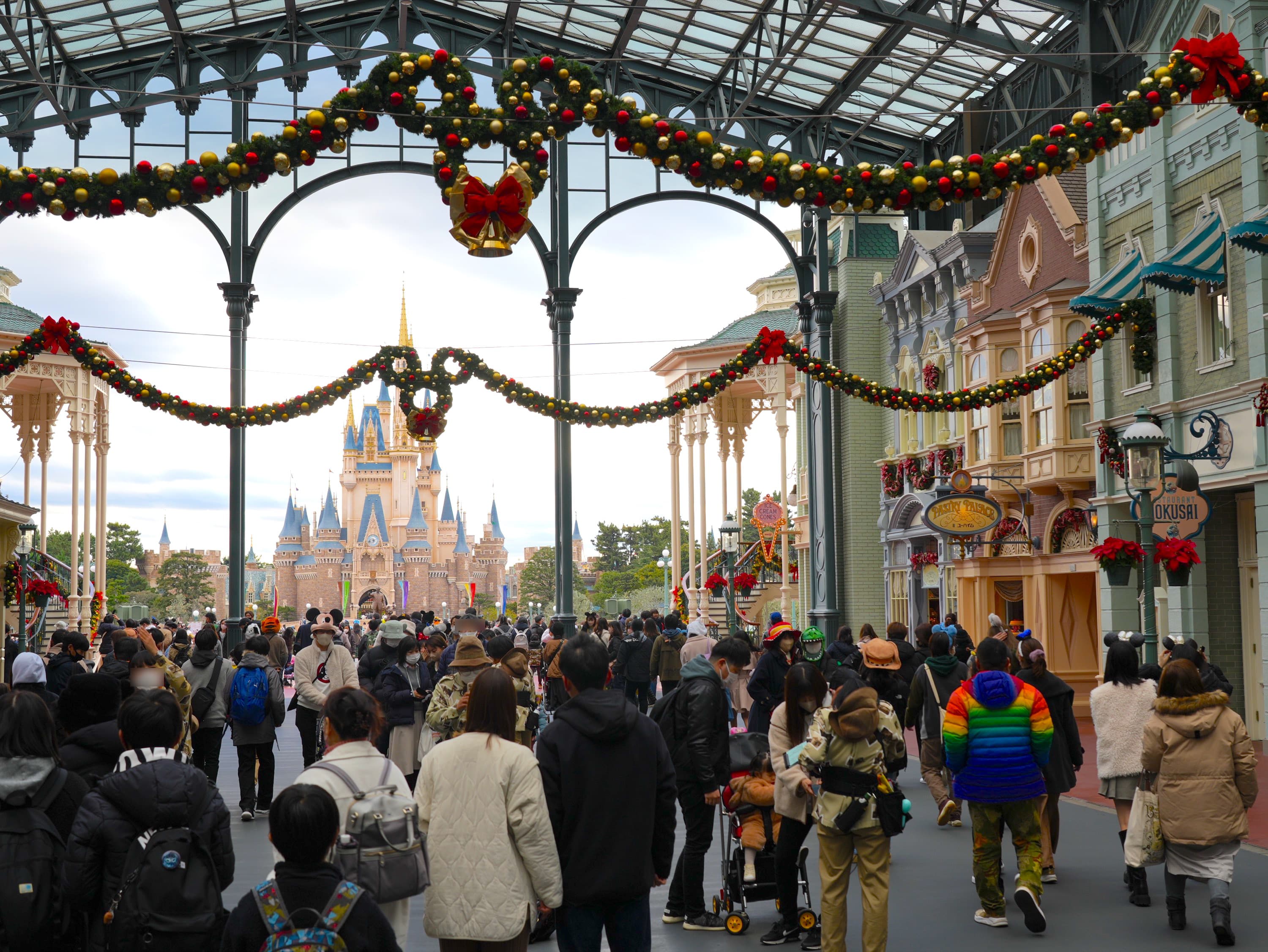 12月ディズニーランド混雑レポ：クリスマス装飾