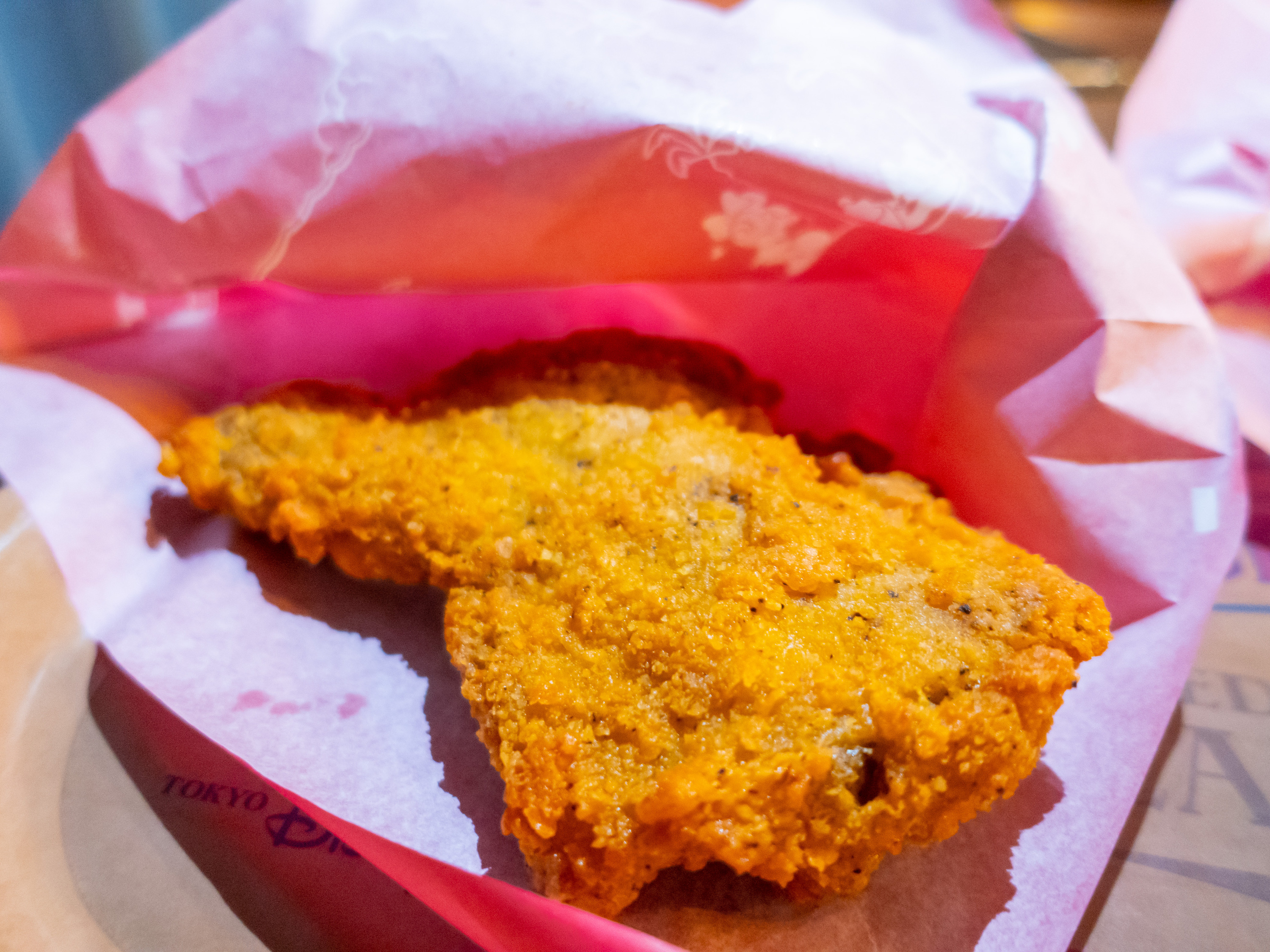 ディズニーシー食べ物：フライドチキン