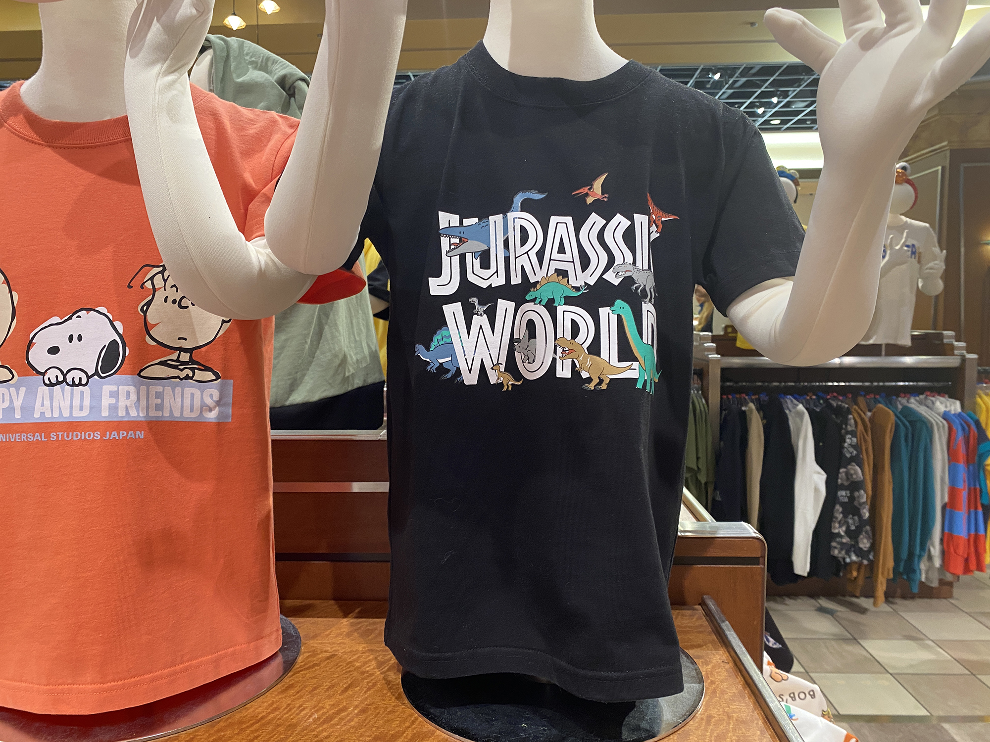 ジュラシックワールドTシャツ