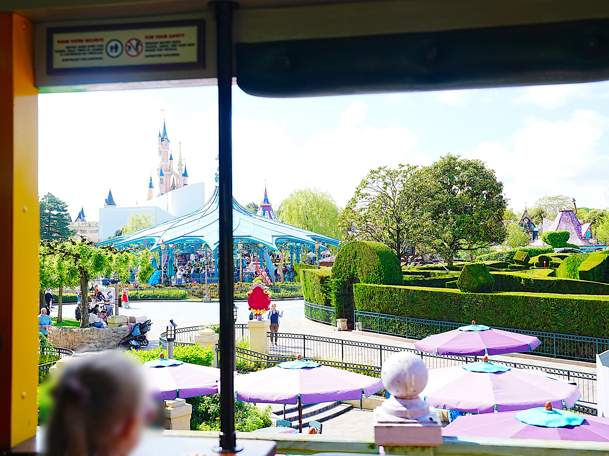 ディズニーランド鉄道から見える景色(ディズニーランド・パリ)