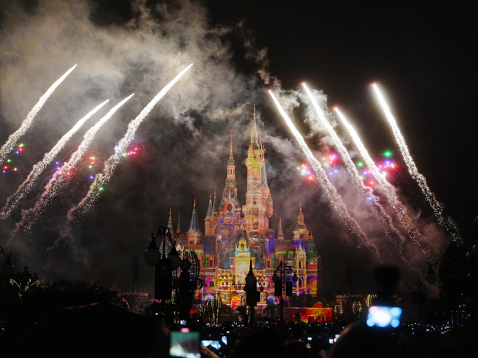 上海ディズニーのショー・パレード