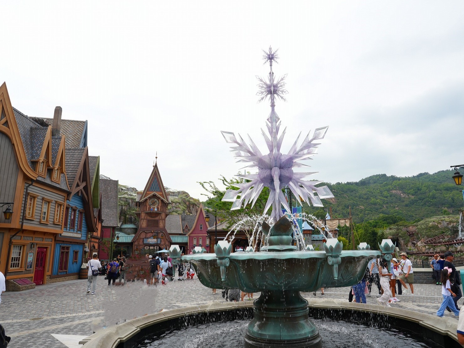 香港ディズニーのアナ雪エリア「ワールドオブフローズン」：エリアとしての位置づけ