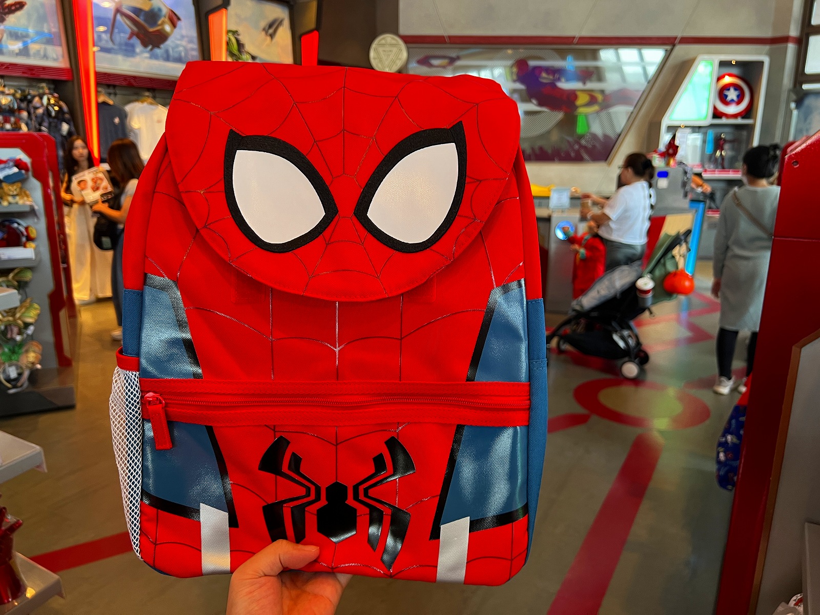 香港ディズニーマーベルグッズ：スパイダーマンのミニリュックサック