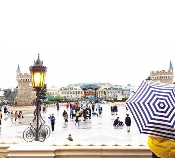 梅雨のディズニーランド