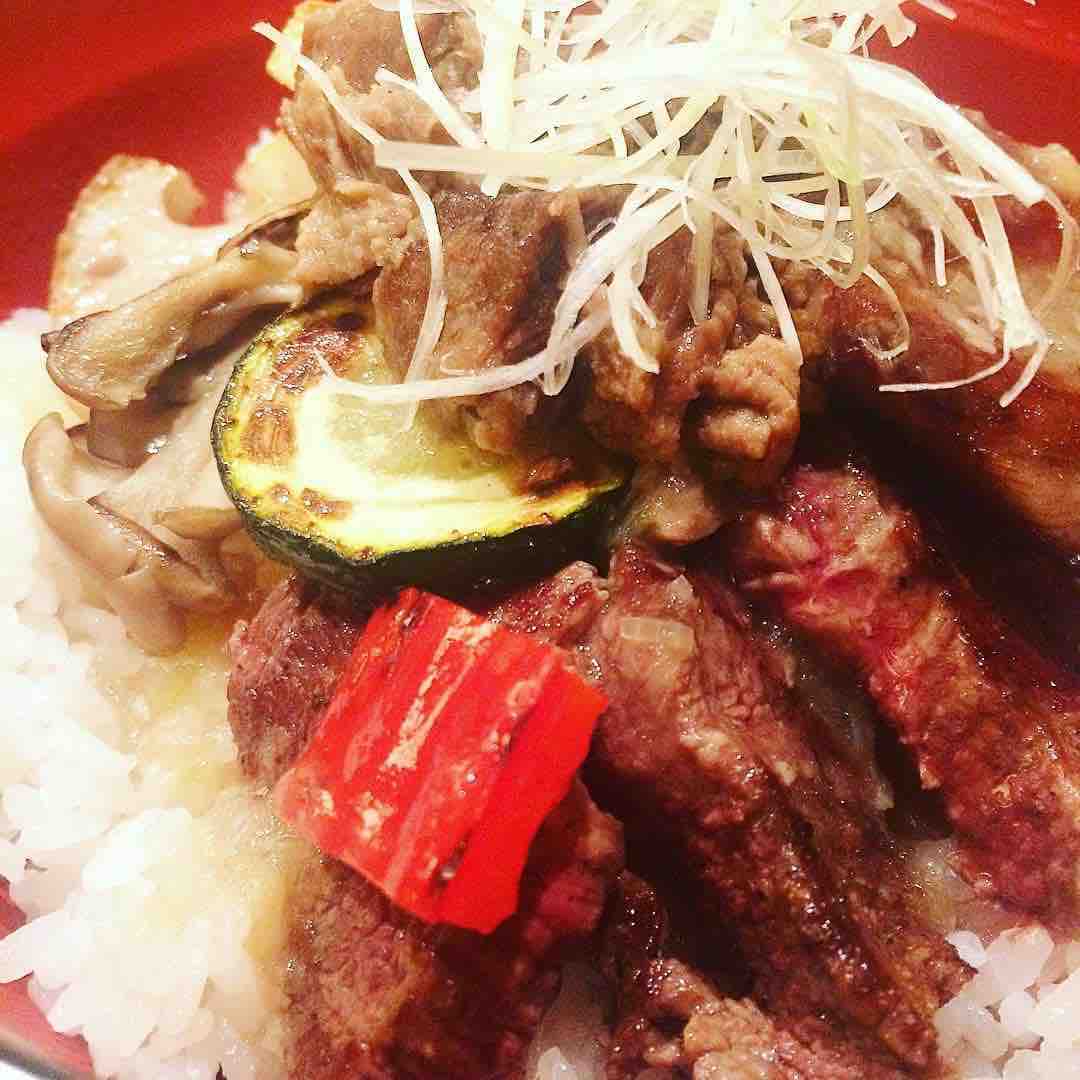 ステーキ丼