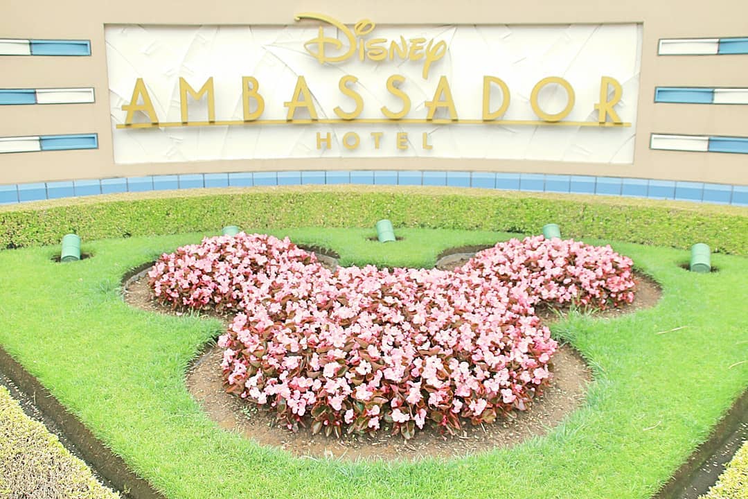 ディズニーアンバサダーホテルの入り口