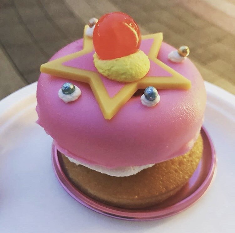 セーラームーン・コンパクト・ケーキ