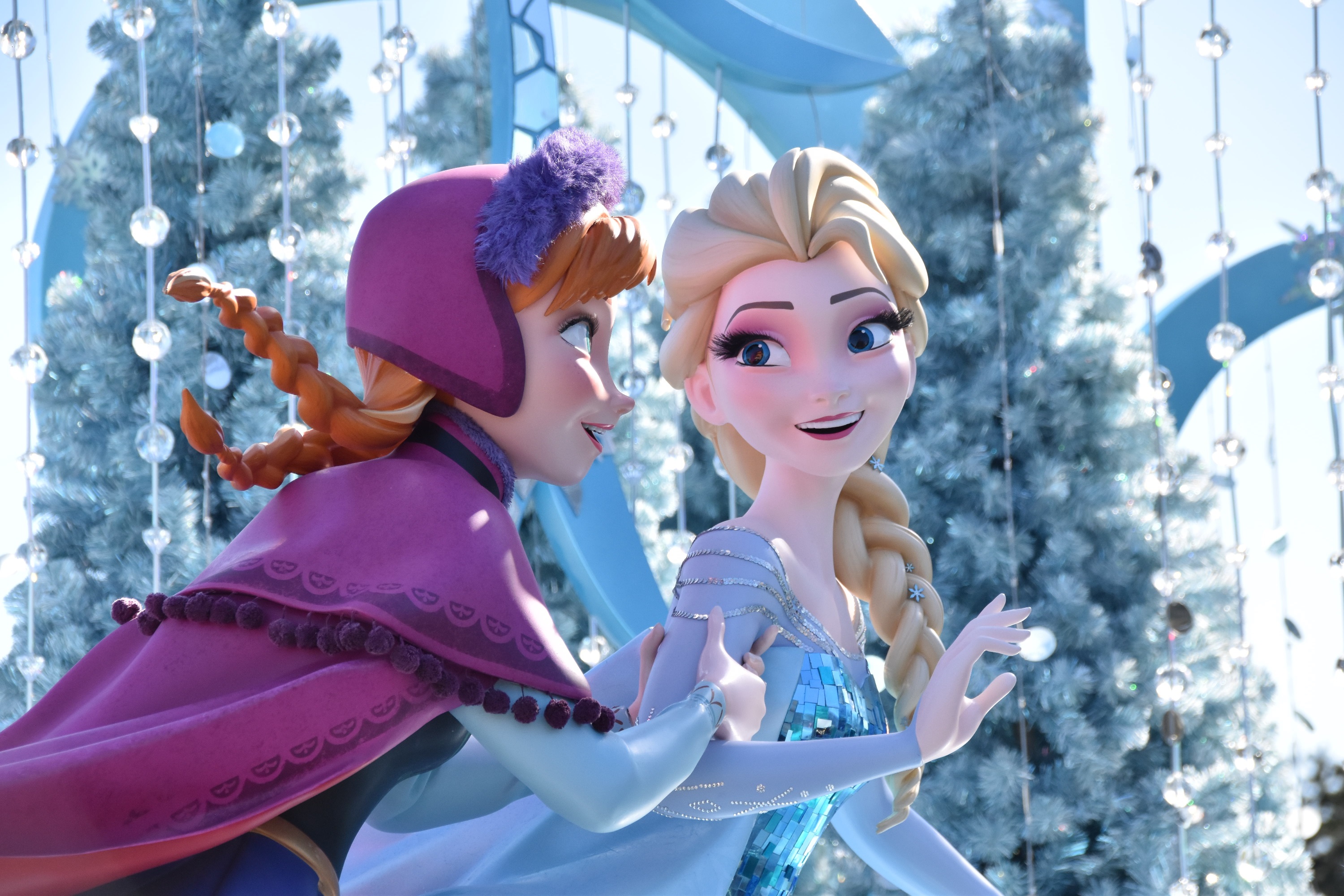 【アナと雪の女王】ストーリー＆キャラクター！続編「アナ雪2」やスピンオフまとめ！大人気となった歌も！