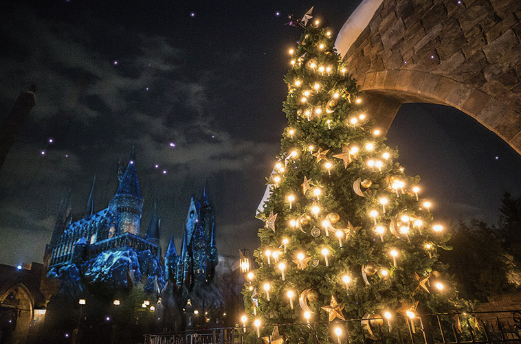 ホグズミード村のクリスマス・ツリー