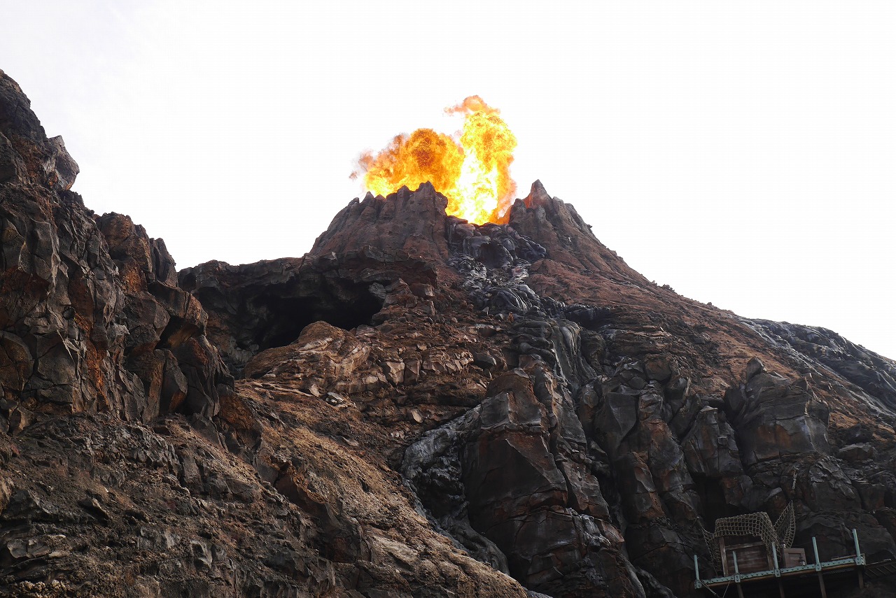 東京ディズニーシー、プロメテウス火山