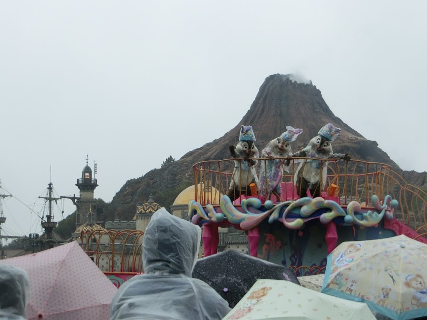 雨の日におすすめのバッグ