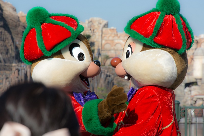 海外ディズニーのクリスマスイベント対応はどうなる？