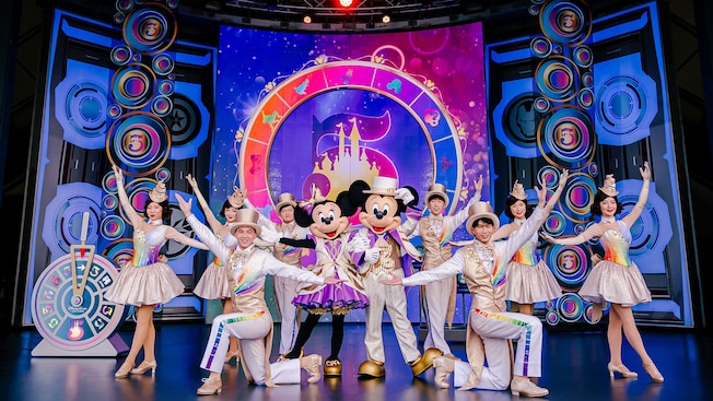 「Disney “Surprise!” Show」